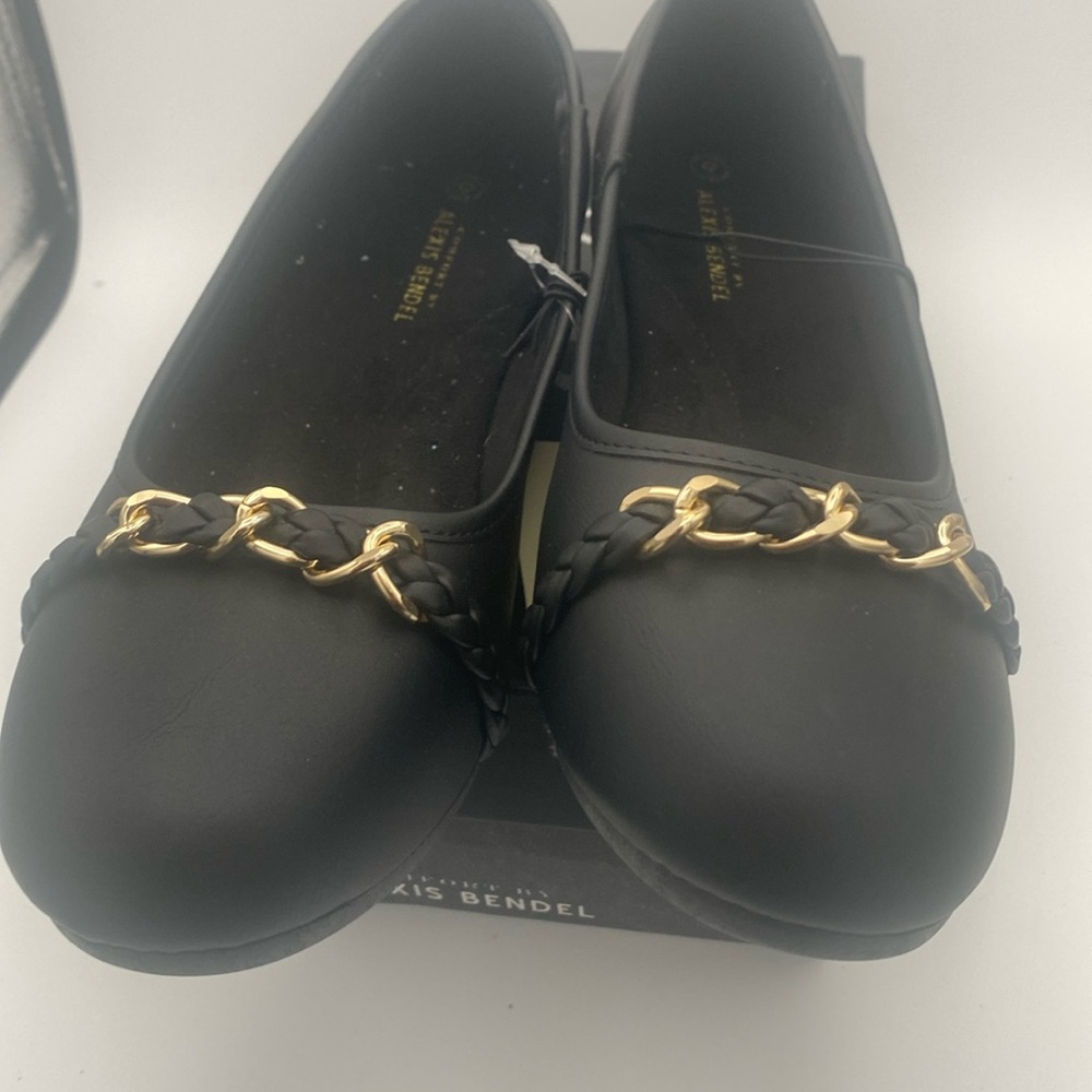 Alexis Bendel Caspian Ballerina Flat black slip on flats sz 9 runs small NWT